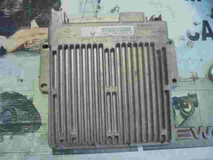 Motorsteuergerät Renault Clio Twingo 7700868295 7700104483 7700103967 216250223
