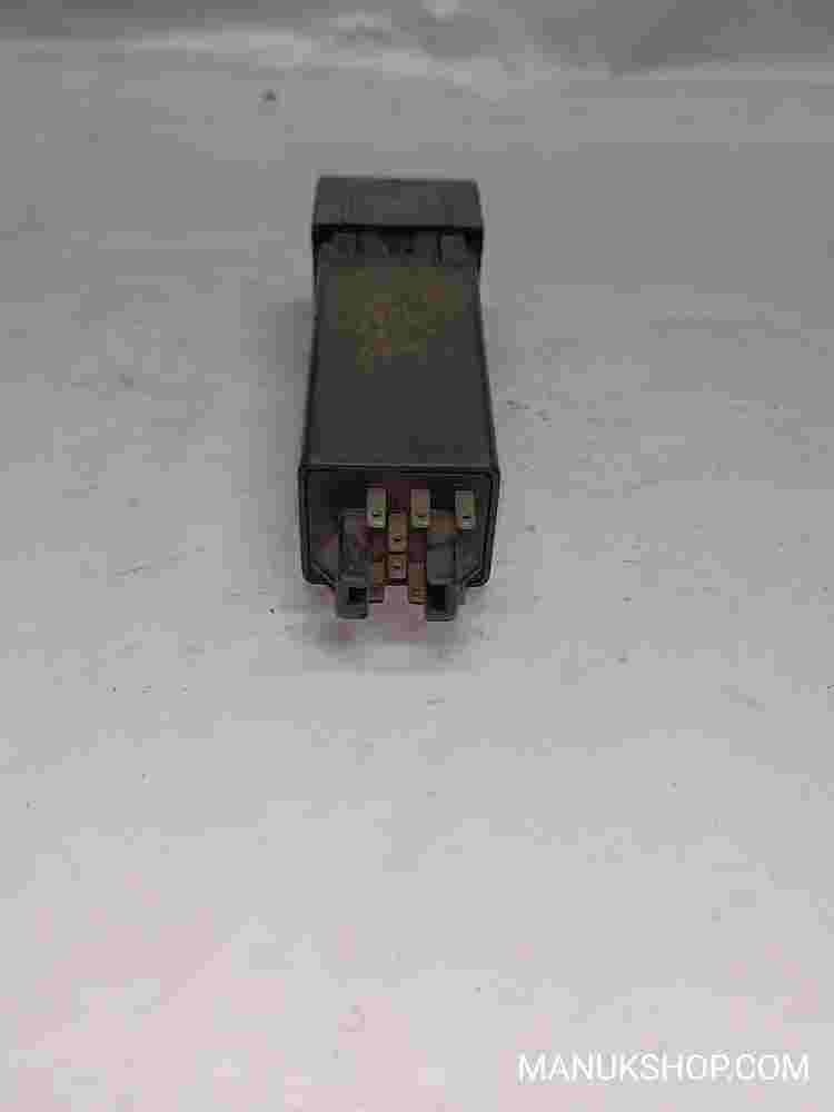 Schalter Tachobeleuchtung Saab 9000 9517806 95 17 806 SWF 501306 501.306