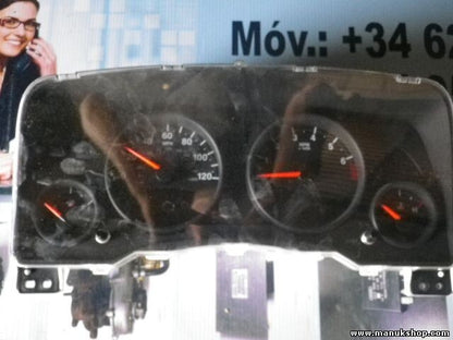 Kombiinstrument Tacho Jeep Patriot Chrysler CR0035113M0CB 05172571AB 00185342