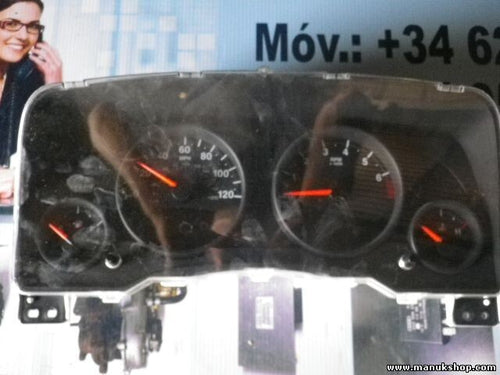 Kombiinstrument Tacho Jeep Patriot Chrysler CR0035113M0CB 05172571AB 00185342