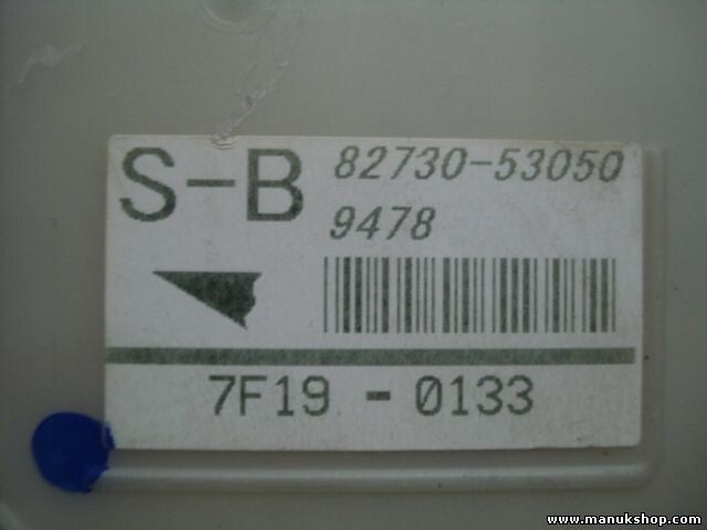 Sicherungskasten Dash Links Lexus 220D IS S-B 8273053050 7F19-0133 8267253060
