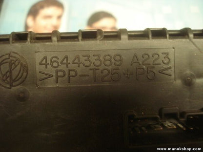 Sicherungskasten Fiat Bravo 182 46443389 A223