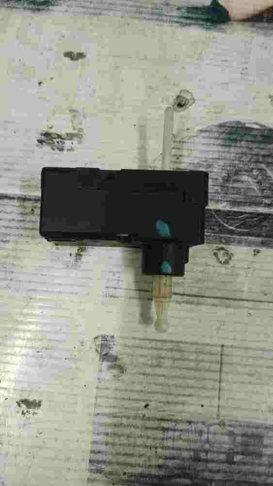 Stellmotor Scheinwerfer LWR Leuchtweitenregulierung Peugeot 307 41860754 PPGF30