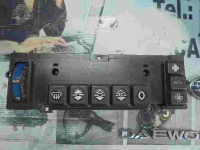 Klimabedienteil Mercedes-Benz W126 300SEL 420SEL 560SEL 1268300885 1268301185