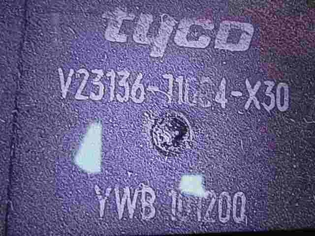 Relais  Rover YWB101200 Tyco V23136J1004X30 V23136-J1004-X30 YWB 101200