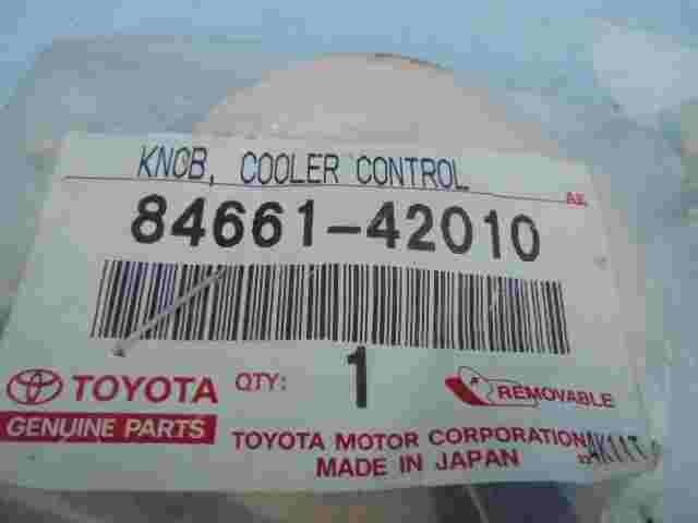 Toyota RAV4 8466142010 84661-42010 84661 42010