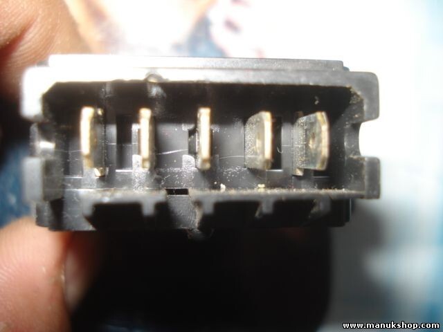 ZV Zentralverriegelungsschalter Renault Megane Bj. 99-02 429993B 16.06 00 284