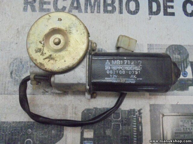 Fensterheber motor vorne rechts Mitsubishi Pajero Montero MB171250 0621000791