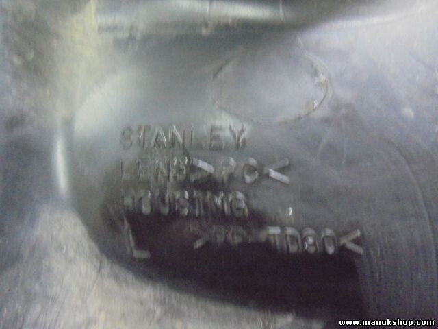 Scheinwerfer links Mitsubishi L200 2008 8301B009