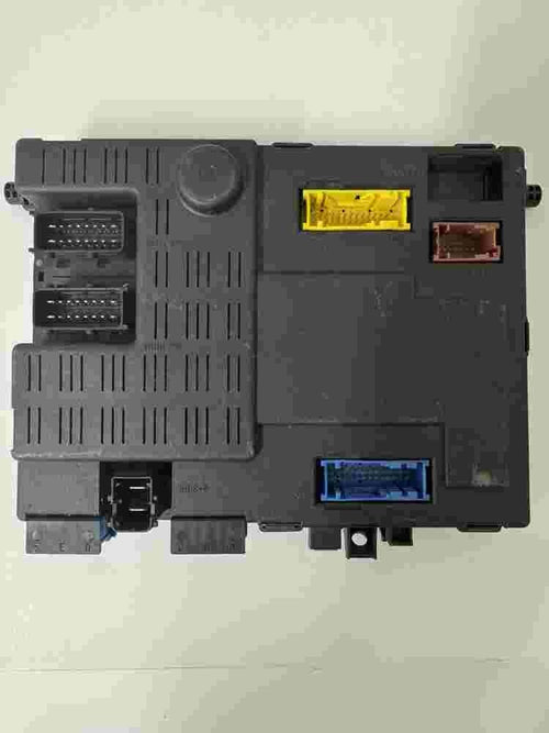 Sicherungskasten Peugeot 206 Partner Xsara Berlingo 9642409480 73005812 01142N