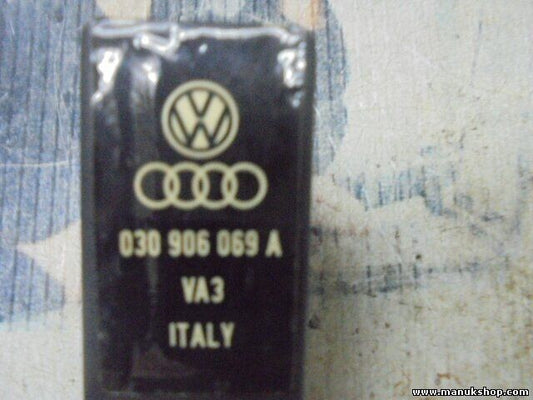 Steuergerät Leerlaufregulierung VW Polo Seat Skoda Audi 030906069A 030906069