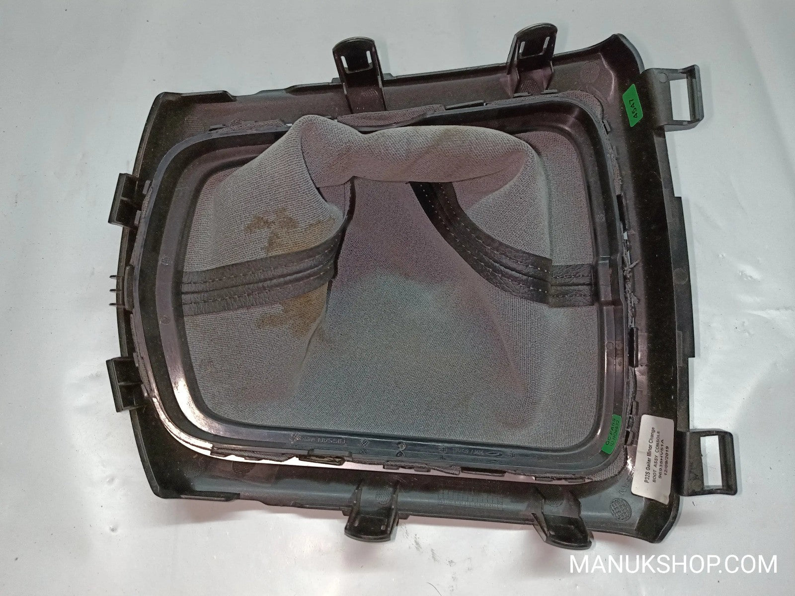 Schaltsack Schaltmanschette Nissan Qashqai 96935HV51A 96935-HV51A P32S