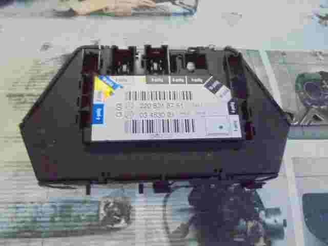 Sitzverstellung Mercedes W220 S320 S350 S500 S600 Q03 2208218751 LK 03463021