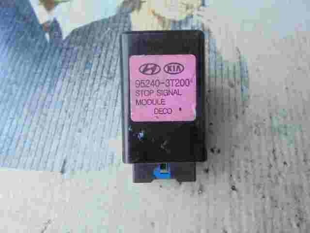Relais  Stop Signal DECO Hyundai ix20 Hyundai i10 (B5) 952403T200 95240-3T200