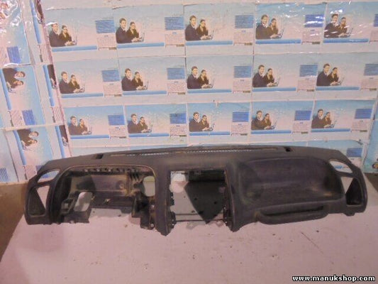 Armaturenbrett Nissan Terrano 2 2.7 1999 682000F000 68200 0F 000