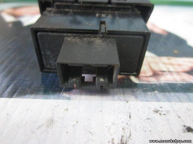 Schalter Innenbeleuchtung Hyundai ix35 2010937002S300 93700-2S300 3830801000