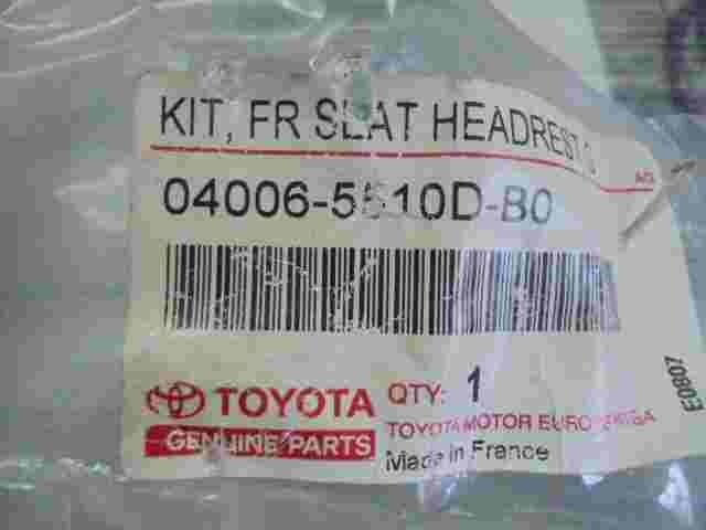 Kit FR Seat Headrest Toyota Lexus IS 220D Avensis 040065510DB0 04006-5510D-B0