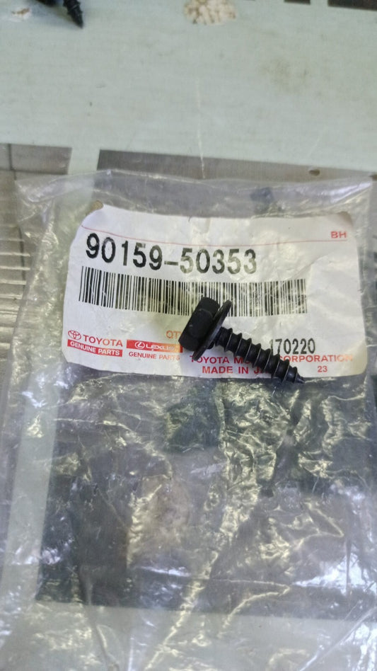 Screw W/ Washer Toyota Cruiser Prado 150 Prius 20 Lexus ES350 LX470 9015950353