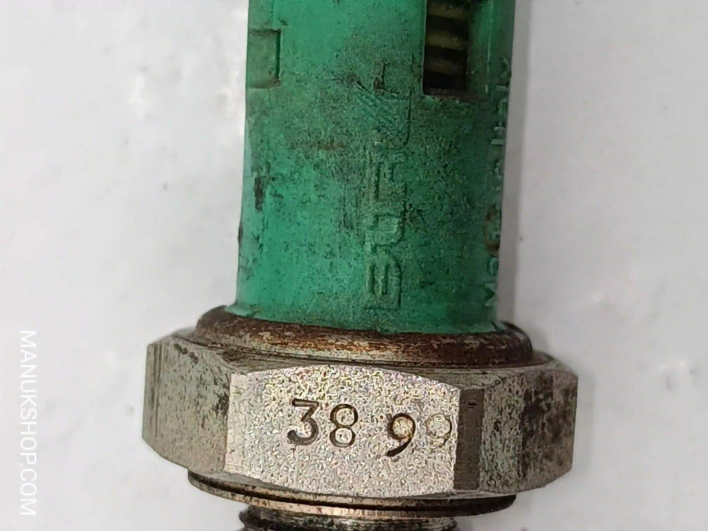 Öldrucksensor Renault Megane Clio 3899 0,15 bar