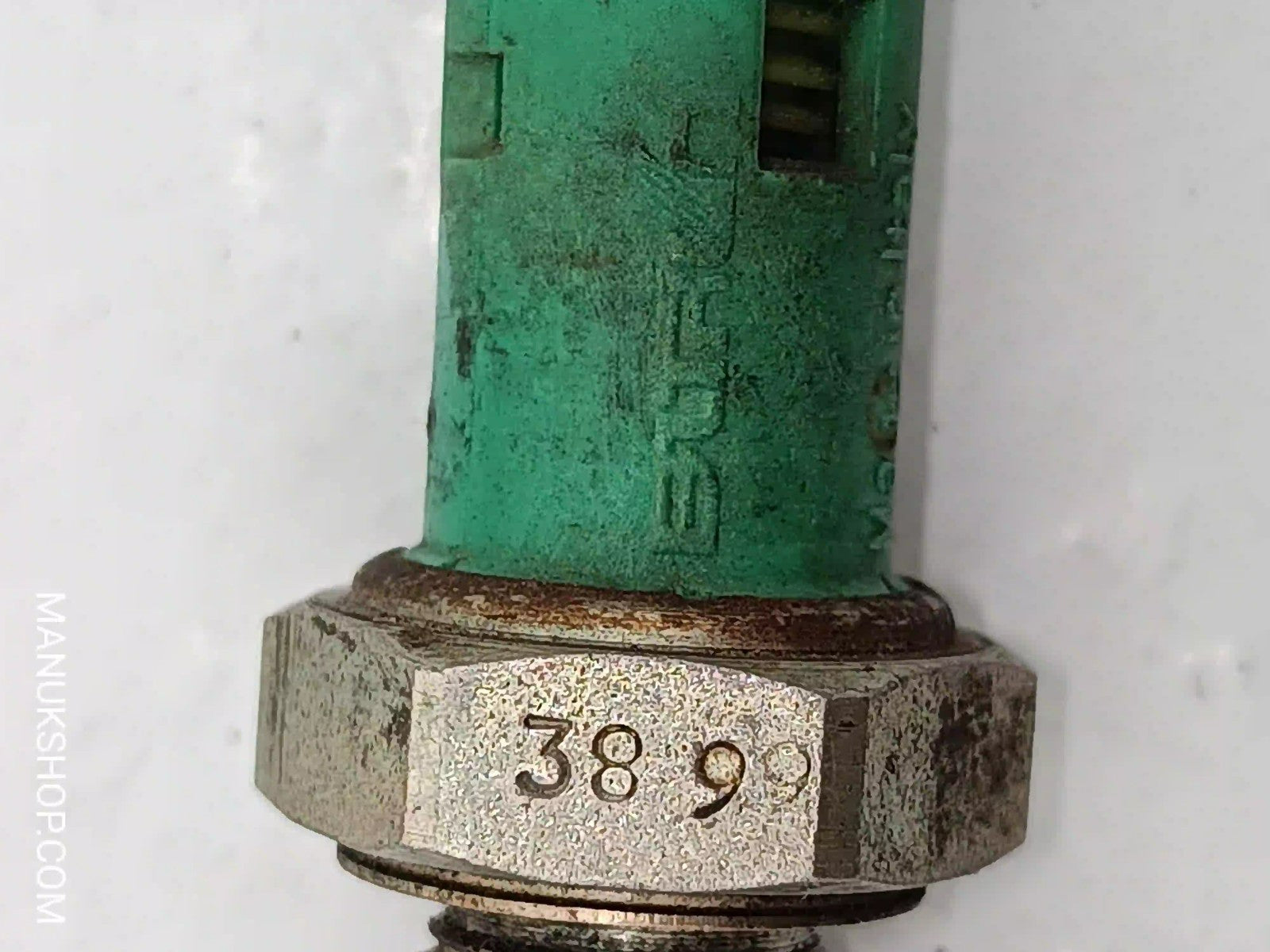 Öldrucksensor Renault Megane Clio 3899 0,15 bar