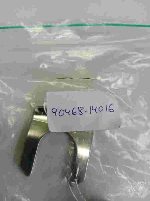 Clip  Toyota Corona 9046814016 90468-14016