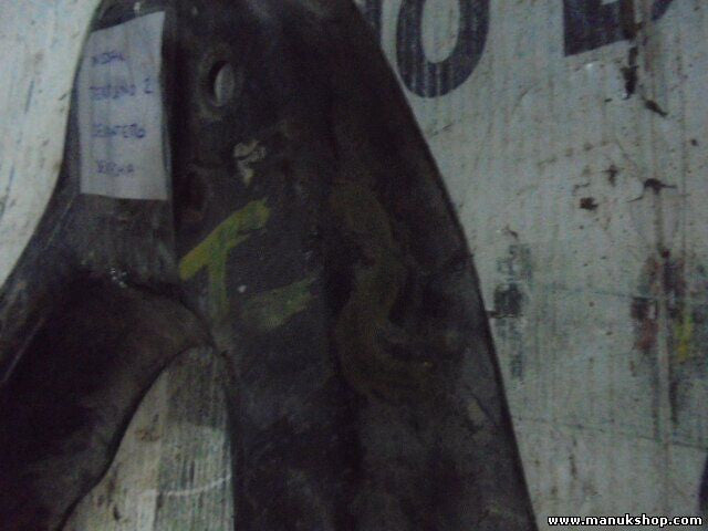 Querlenker vorne rechts Nissan Terrano 1993-1996 545267F000 54526-7F000