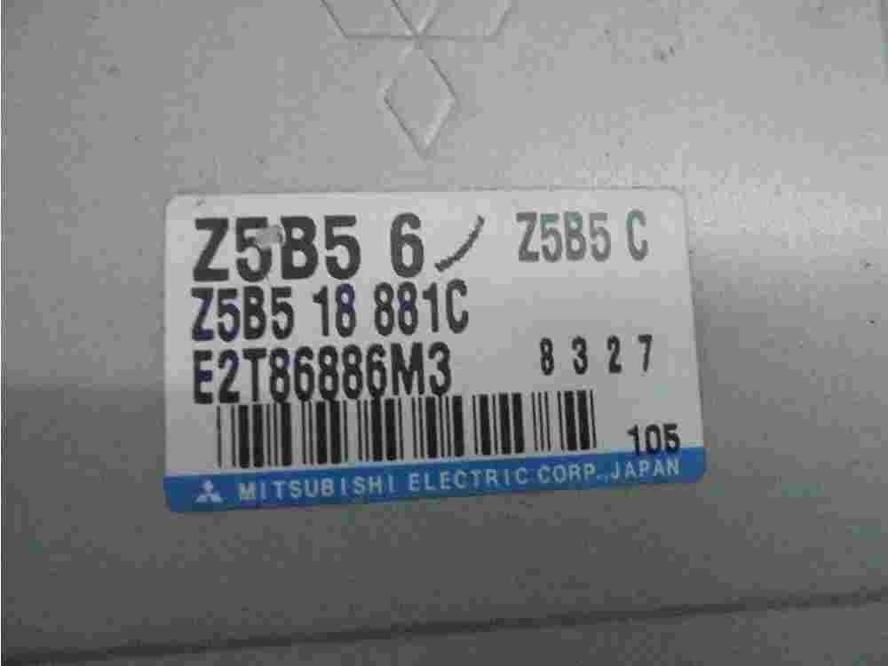 Motorsteuergerät Mazda 323 E2T86886M3 Z5B518881C Mitsubishi Z5B56 Z5B5C