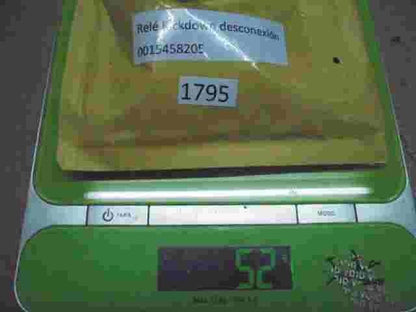 Relais Kickdown Abschaltung Mercedes-Benz 190 W201 W124 001 545 82 05 0015458205