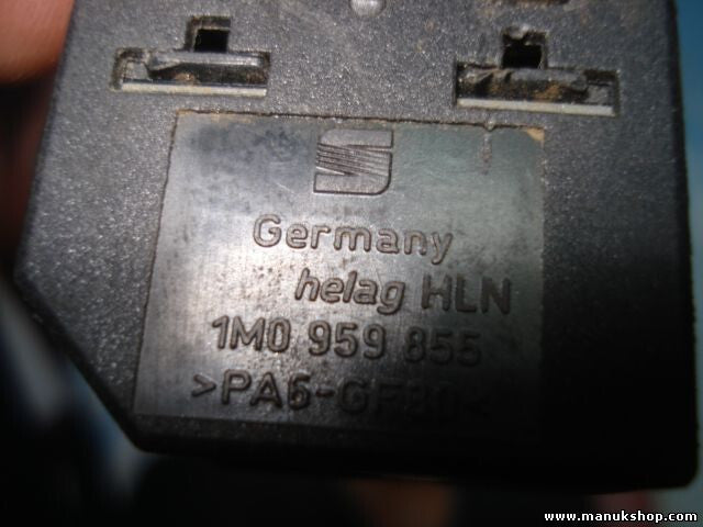 Fensterheber schalter Seat Toledo Leon 1M0959855 1M0 959 855 PA6-GF30 1MO959855