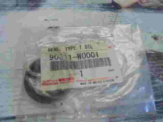 Type T Oil Seal Toyota Corolla 120 Carina E Avensis Aygo Auris 90311W0001