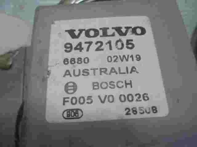 Steuergerät Wegfahrsperre Alarmmodul Volvo V70 9472105 02W19 BOSCH F005V00026