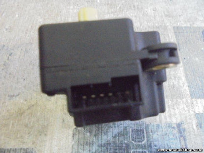 Stellmotor Heizung Volvo S80 V70 S60 75622D 75622 D 160102 13D BEHR