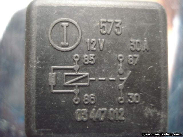 Relais  Opel Omega 12V30A 03 447 012 03447012