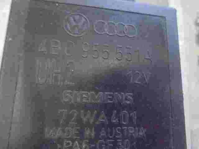 Wischer relais Audi A4 B5 VW Passat B5 UH2 4B0955531A 4BO955531A  72WA401 Nr.377