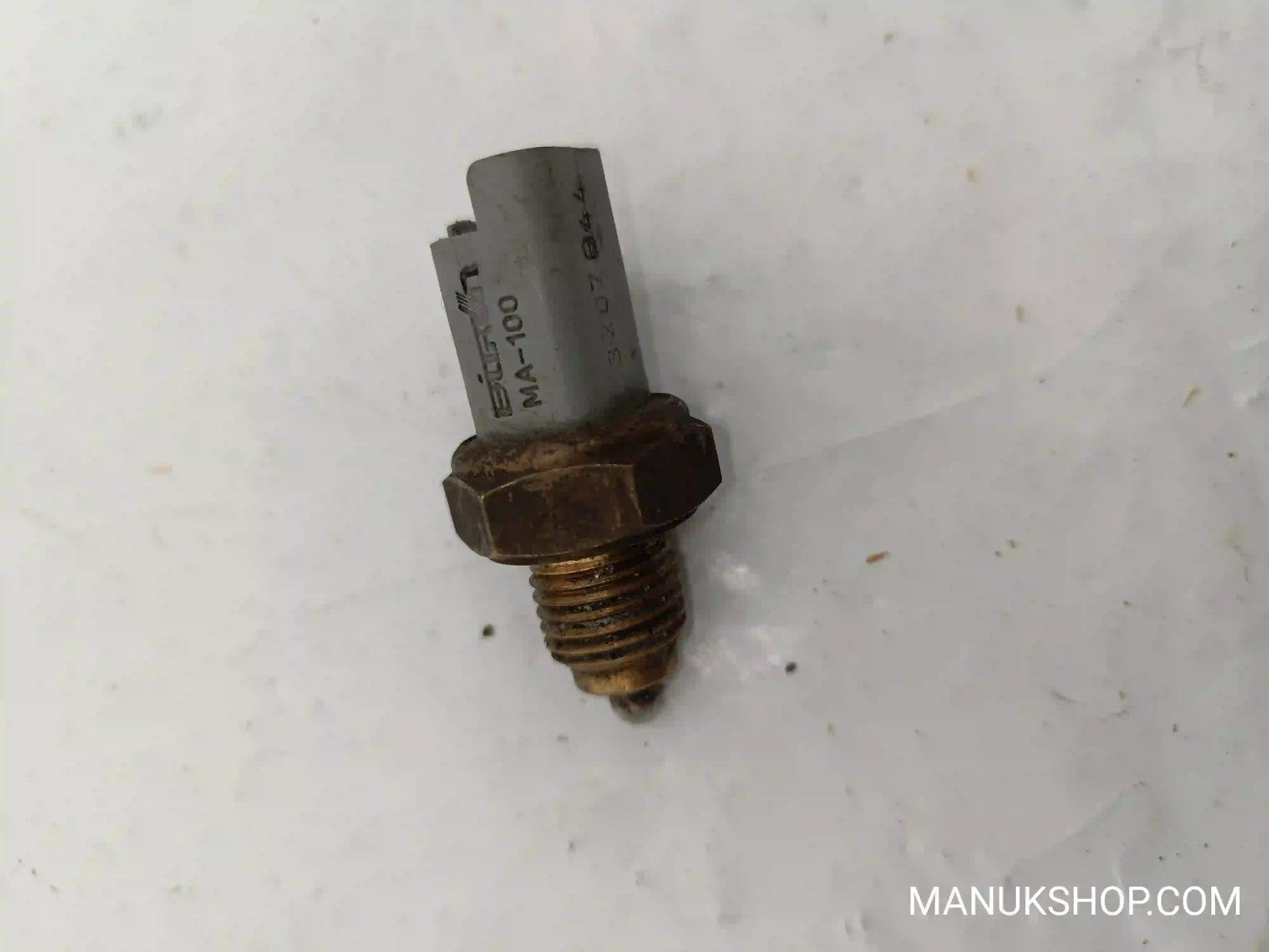 Temperatursensor Citroen C4  Peugeot 307 Bitron MA100 MA-100 3207B44