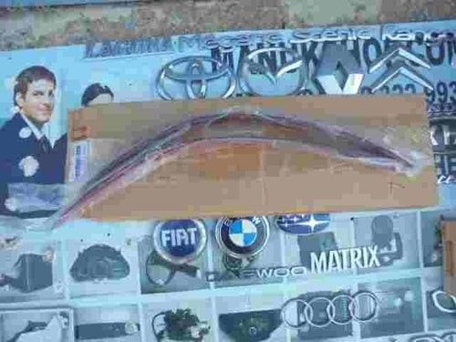 Leiste Hinten Stoßstange Toyota Prius  Lexus PZ415G352100 PZ415-G3521-00