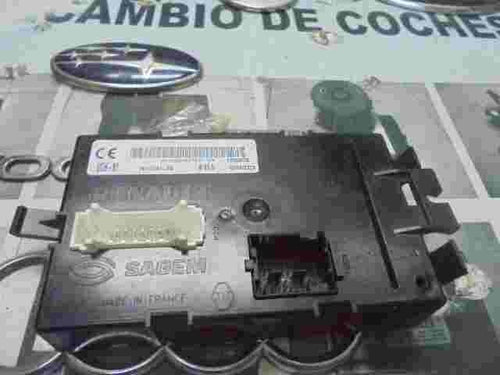 Steuergerät UCH Opel Vivaro A Renault Trafic UCH-N1 281127642A SAGEM P8200461552