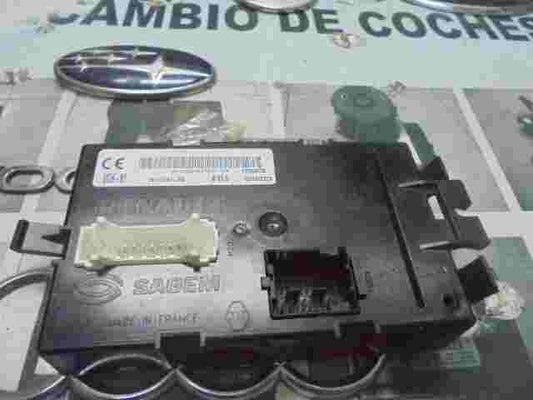 Steuergerät UCH Opel Vivaro A Renault Trafic UCH-N1 281127642A SAGEM P8200461552