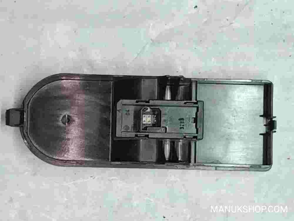 Fensterheber schalter Opel Astra H Zafira  13197132 13197132AX 93162821 03459160