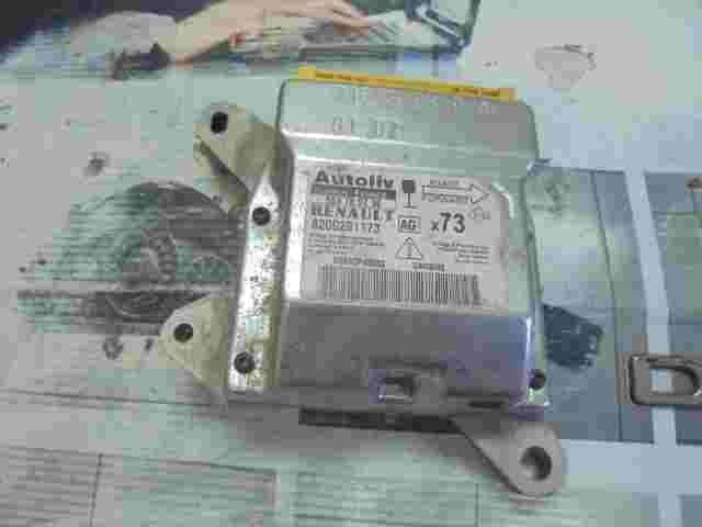 Airbagsensor Airbagsteuergerät Renault Vel Satis AG 8200201173 550789200