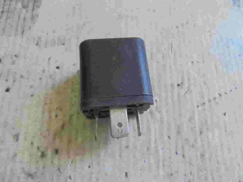 Relais / Tata 265454204913 12V 30A