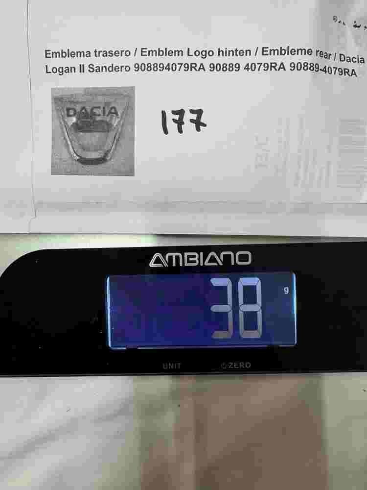 Emblem Logo hinten Dacia Logan II Sandero 908894079RA 90889 4079RA 90889-4079RA