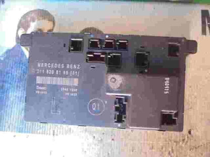 Türsteuergerät Mercedes-Benz E Class W211 2118208185 Q1 (01) L TEMIC 0040 1298
