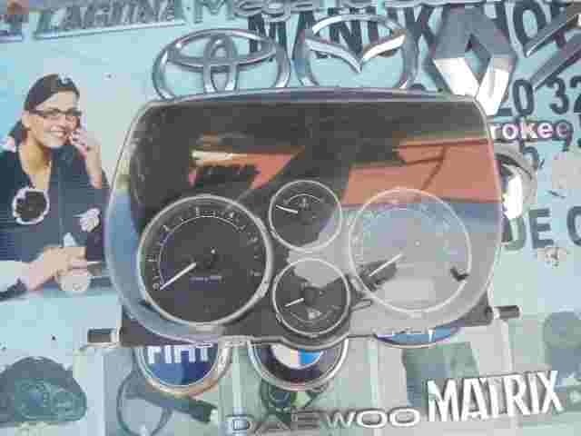 Kombiinstrument Tacho Land Rover Freelander YAC501140 LR0018005 L31404 S0213