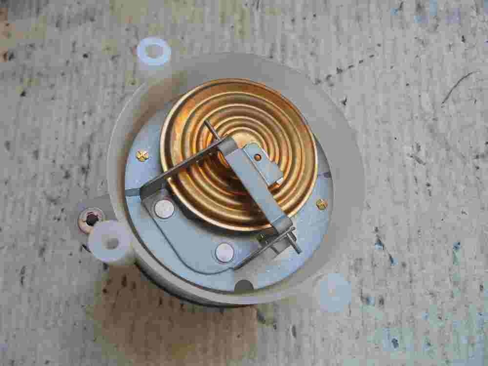 Höhenmesser inclinator Thermometer Mitsubishi MR738019 MB561984 MR749863