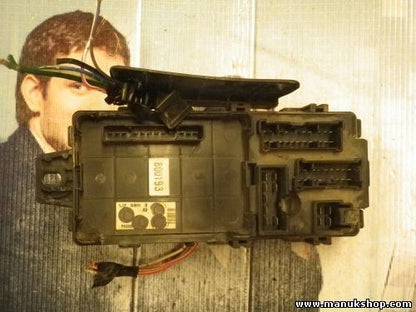 Sicherungskasten Mitsubishi Montero Pajero PP035-03020 PP03503020 PP035 03020