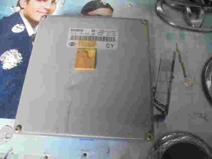 Motorsteuergerät Nissan Primera P11 237103J701 (CY) 5J70185600 BOSCH 0261203855