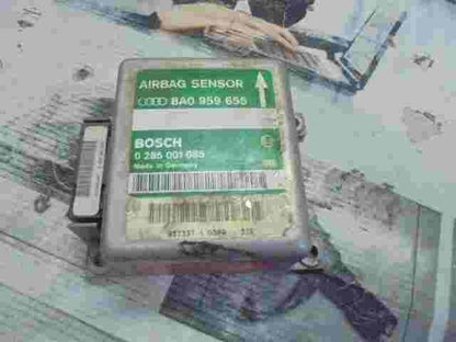 Airbagsensor Airbagsteuergerät Audi A4 B5 A6 C4 80 90 8A0959655 BOSCH 0285001085