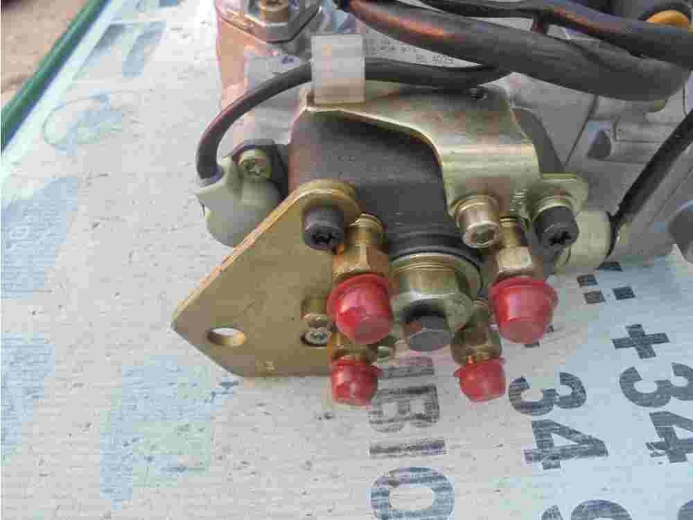Dieselpumpe Einspritzpumpe Polo Seat 1,9 SDI Skoda Fabia 038130107B 0460404972
