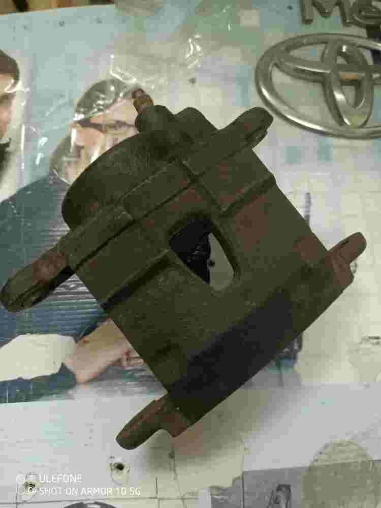 Bremssattel vorne rechts Chevrolet Blazer S10 69216R 692 16R